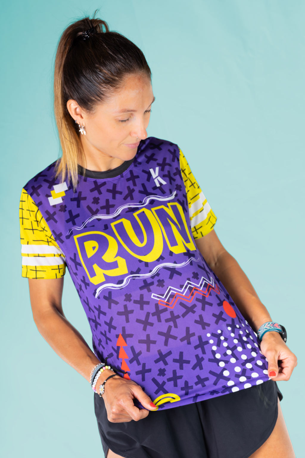 Sudadera amarilla Kamuabu - (unisex) - logo • Kamuabu Sports - Ropa  running, ciclismo y crossfit